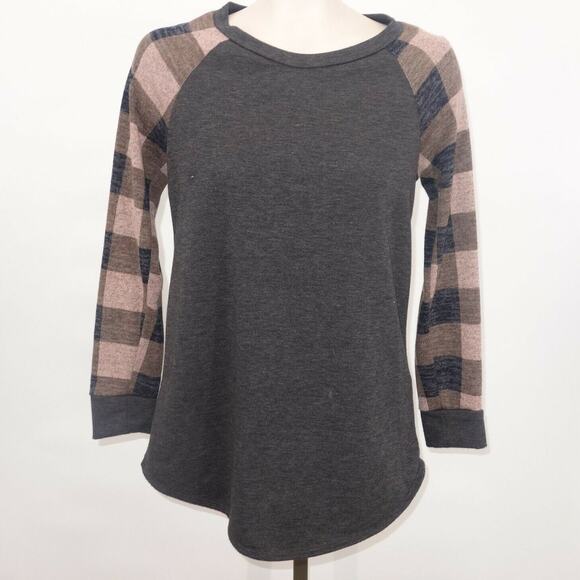 12PM by Mon Ami Tops - 12PM by Mon Ami Gray Shirt  Green Pink Black Plaid Sleeves Women's Small 4/6